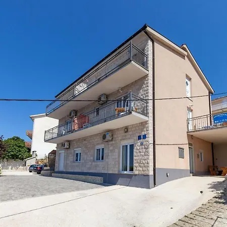 Studio 17894a Stanici